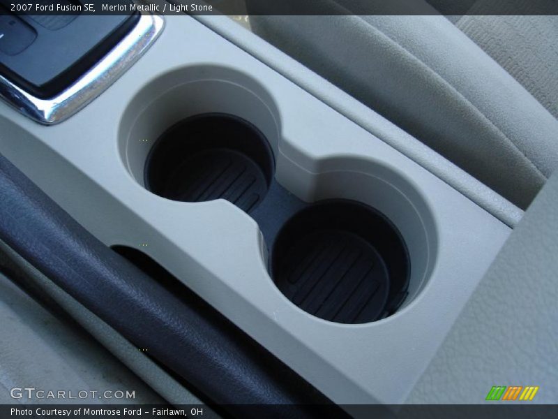 Merlot Metallic / Light Stone 2007 Ford Fusion SE