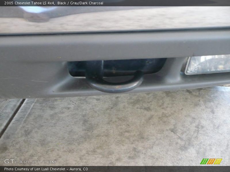 Black / Gray/Dark Charcoal 2005 Chevrolet Tahoe LS 4x4