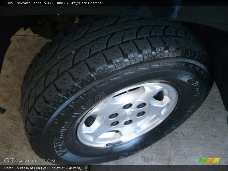 Black / Gray/Dark Charcoal 2005 Chevrolet Tahoe LS 4x4