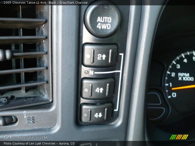 Black / Gray/Dark Charcoal 2005 Chevrolet Tahoe LS 4x4