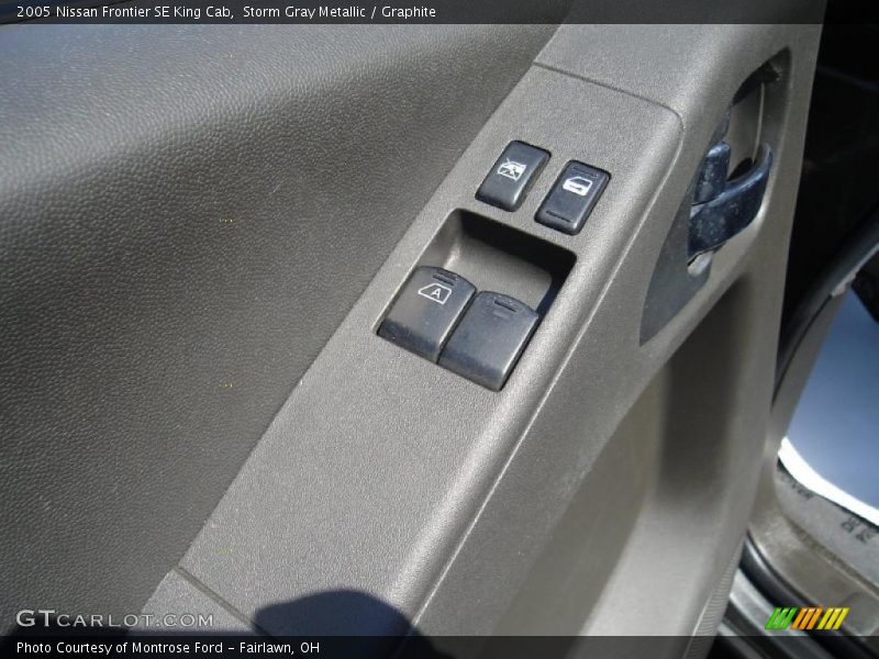 Storm Gray Metallic / Graphite 2005 Nissan Frontier SE King Cab