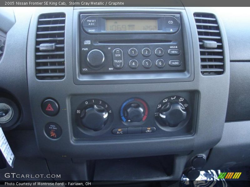 Storm Gray Metallic / Graphite 2005 Nissan Frontier SE King Cab