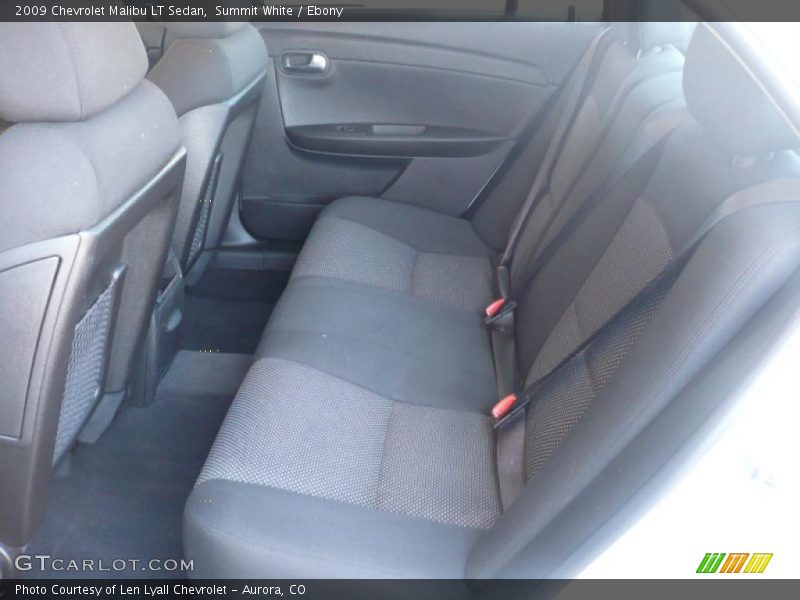 Summit White / Ebony 2009 Chevrolet Malibu LT Sedan