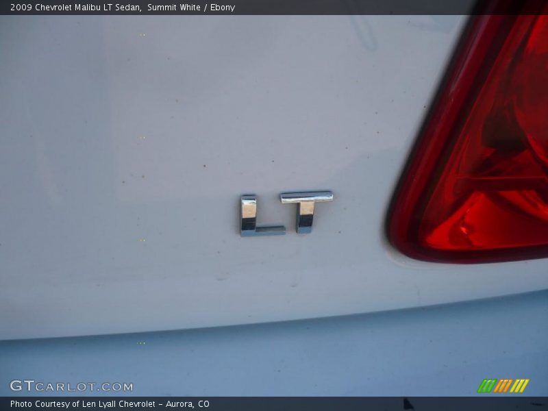 Summit White / Ebony 2009 Chevrolet Malibu LT Sedan