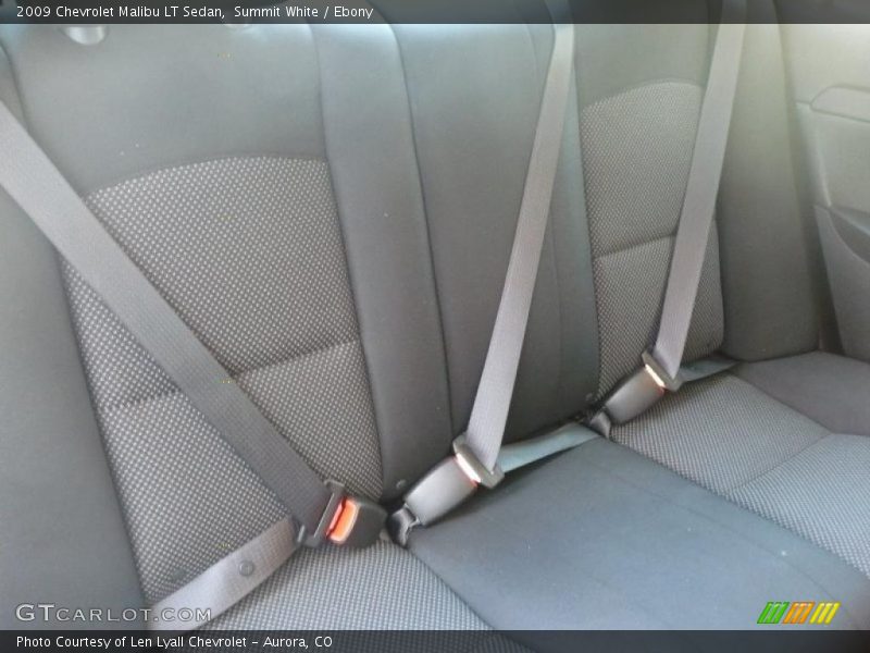 Summit White / Ebony 2009 Chevrolet Malibu LT Sedan