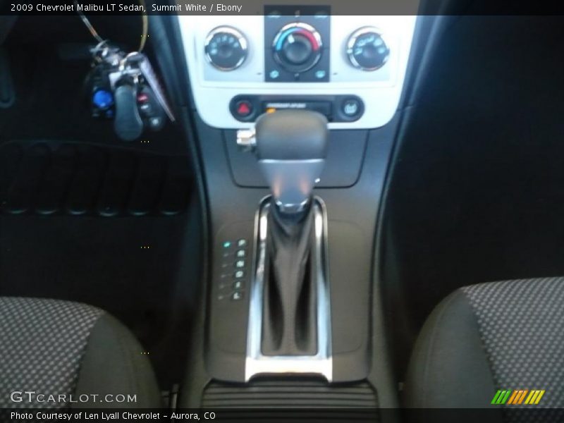 Summit White / Ebony 2009 Chevrolet Malibu LT Sedan