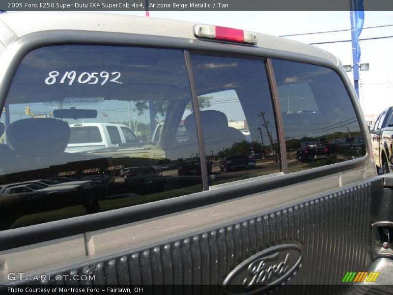 Arizona Beige Metallic / Tan 2005 Ford F250 Super Duty FX4 SuperCab 4x4