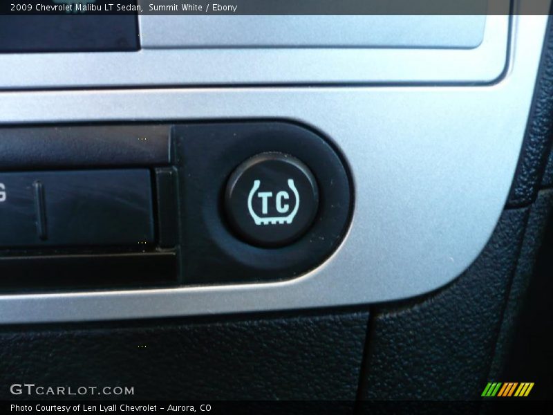 Summit White / Ebony 2009 Chevrolet Malibu LT Sedan