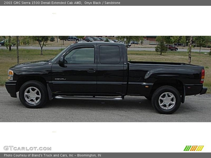 Onyx Black / Sandstone 2003 GMC Sierra 1500 Denali Extended Cab AWD