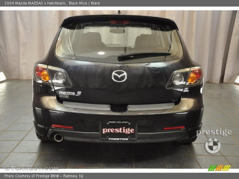 Black Mica / Black 2004 Mazda MAZDA3 s Hatchback
