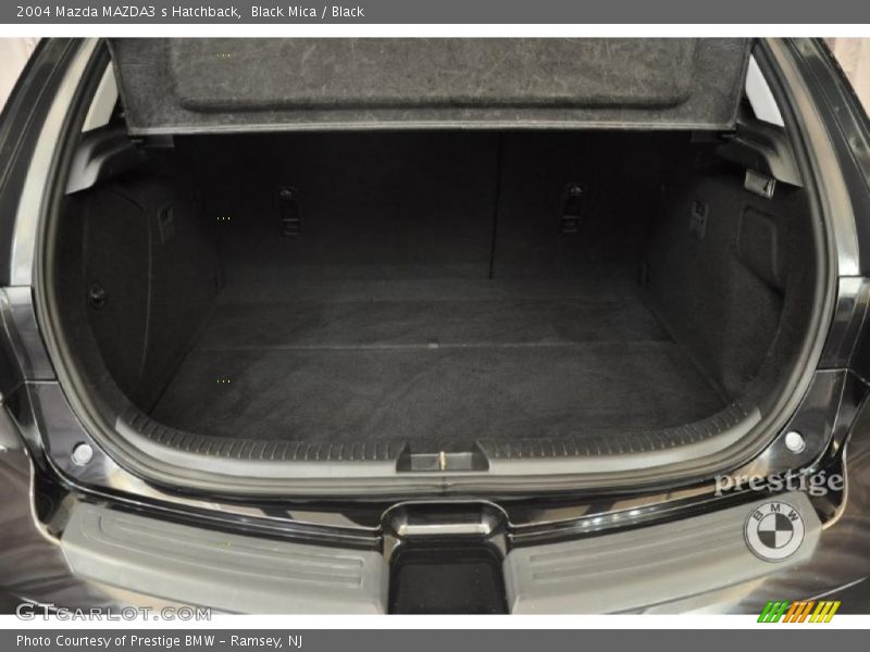 Black Mica / Black 2004 Mazda MAZDA3 s Hatchback