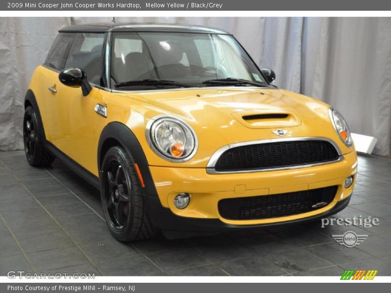 Mellow Yellow / Black/Grey 2009 Mini Cooper John Cooper Works Hardtop