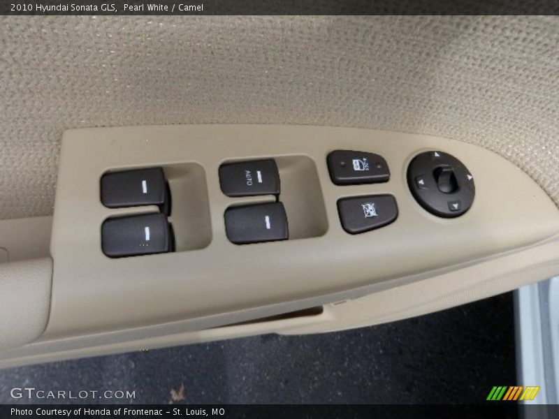 Pearl White / Camel 2010 Hyundai Sonata GLS