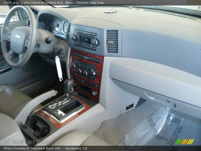Black / Medium Slate Gray 2005 Jeep Grand Cherokee Limited 4x4