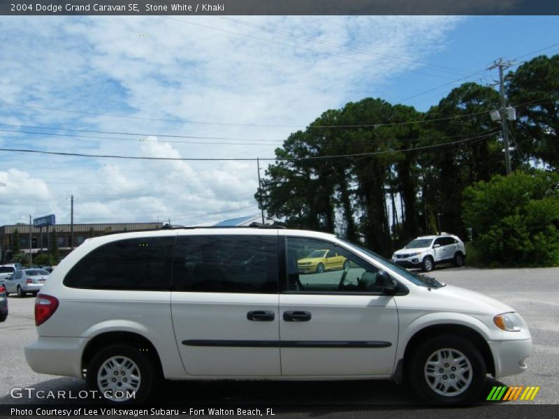 Stone White / Khaki 2004 Dodge Grand Caravan SE