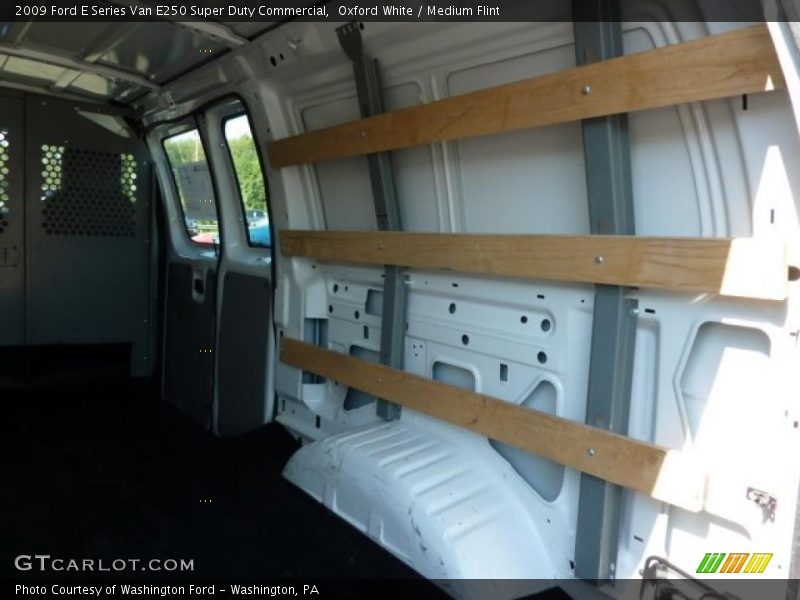 Oxford White / Medium Flint 2009 Ford E Series Van E250 Super Duty Commercial