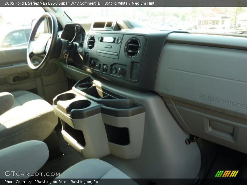 Oxford White / Medium Flint 2009 Ford E Series Van E250 Super Duty Commercial