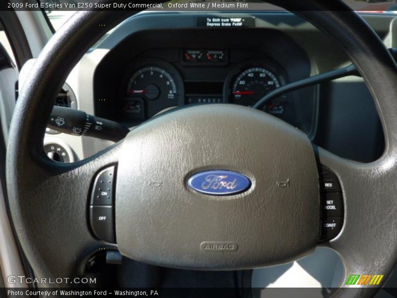 Oxford White / Medium Flint 2009 Ford E Series Van E250 Super Duty Commercial