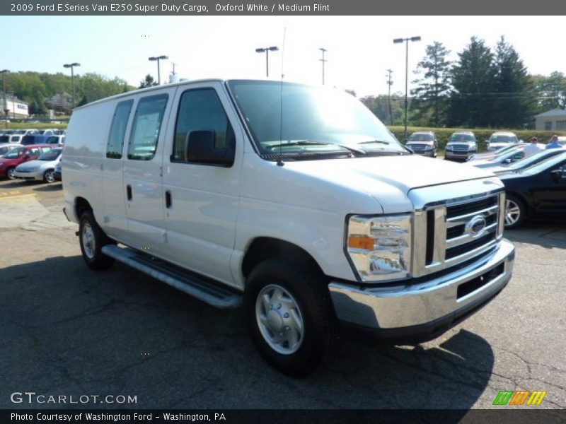 Oxford White / Medium Flint 2009 Ford E Series Van E250 Super Duty Cargo