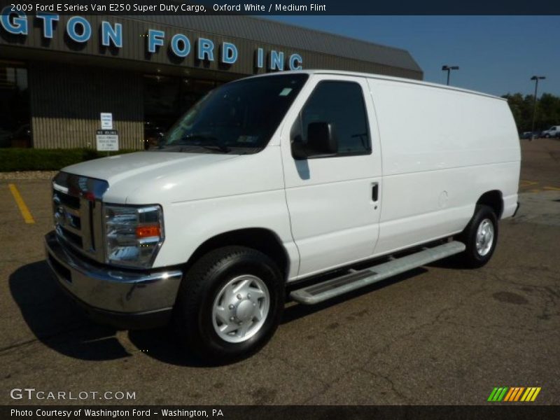 Oxford White / Medium Flint 2009 Ford E Series Van E250 Super Duty Cargo