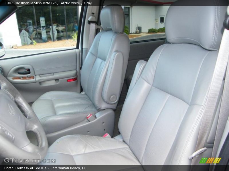 Arctic White / Gray 2002 Oldsmobile Silhouette GLS