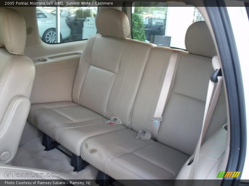 Summit White / Cashmere 2005 Pontiac Montana SV6 AWD