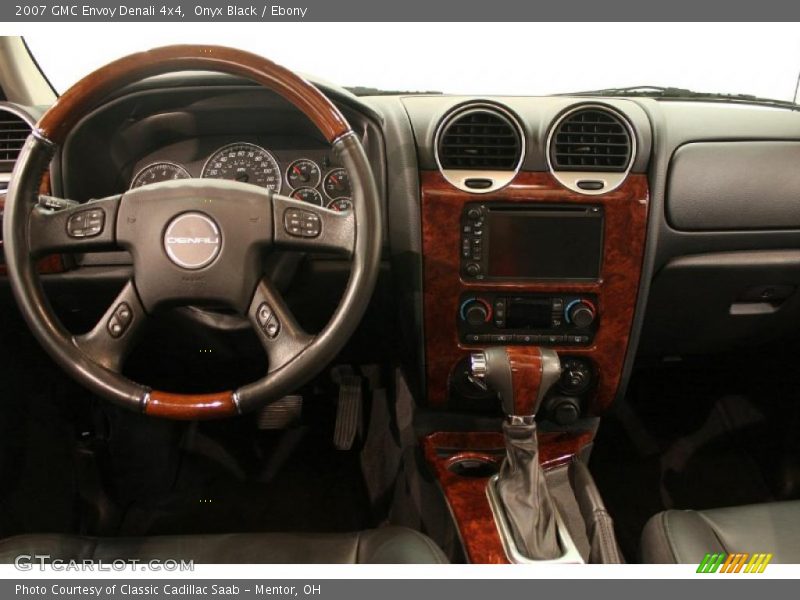 Onyx Black / Ebony 2007 GMC Envoy Denali 4x4