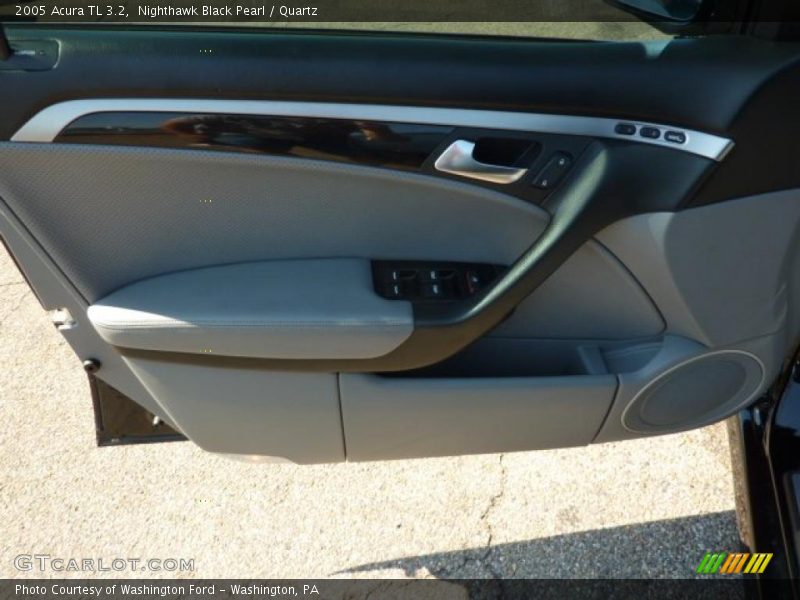 Nighthawk Black Pearl / Quartz 2005 Acura TL 3.2