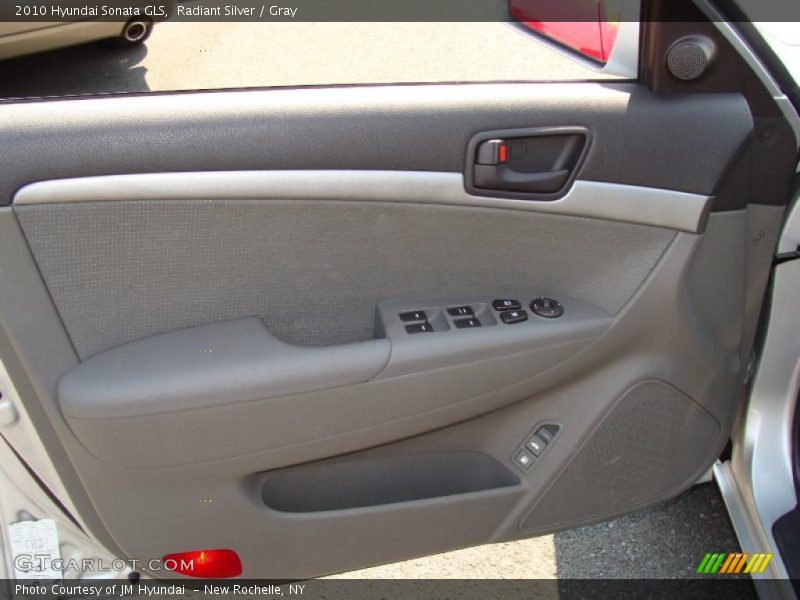 Radiant Silver / Gray 2010 Hyundai Sonata GLS
