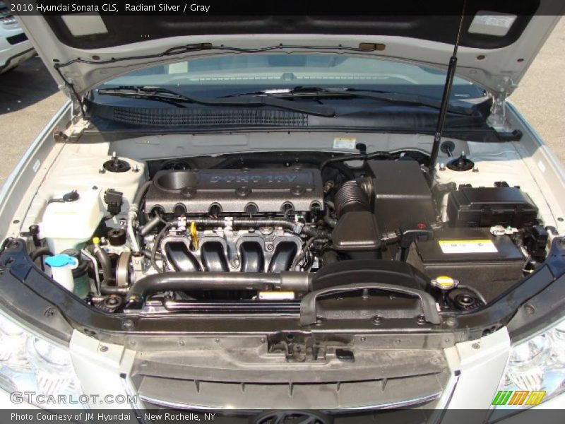 Radiant Silver / Gray 2010 Hyundai Sonata GLS