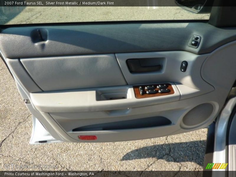 Silver Frost Metallic / Medium/Dark Flint 2007 Ford Taurus SEL