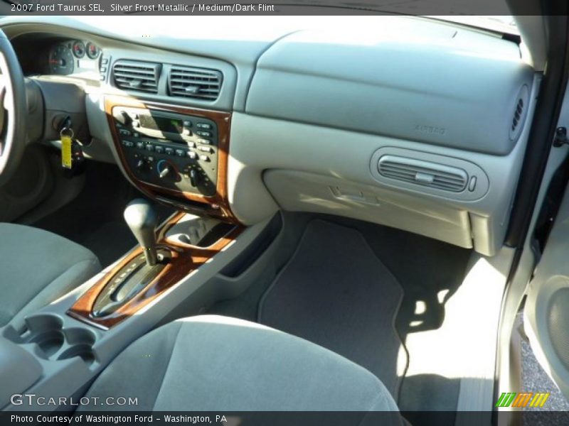 Silver Frost Metallic / Medium/Dark Flint 2007 Ford Taurus SEL