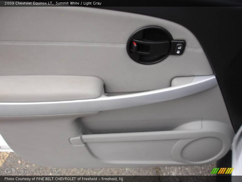 Summit White / Light Gray 2009 Chevrolet Equinox LT