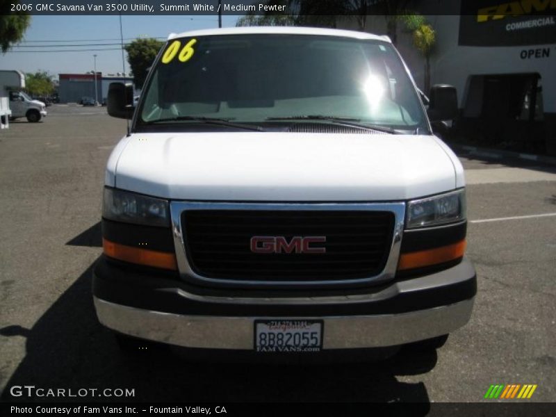 Summit White / Medium Pewter 2006 GMC Savana Van 3500 Utility
