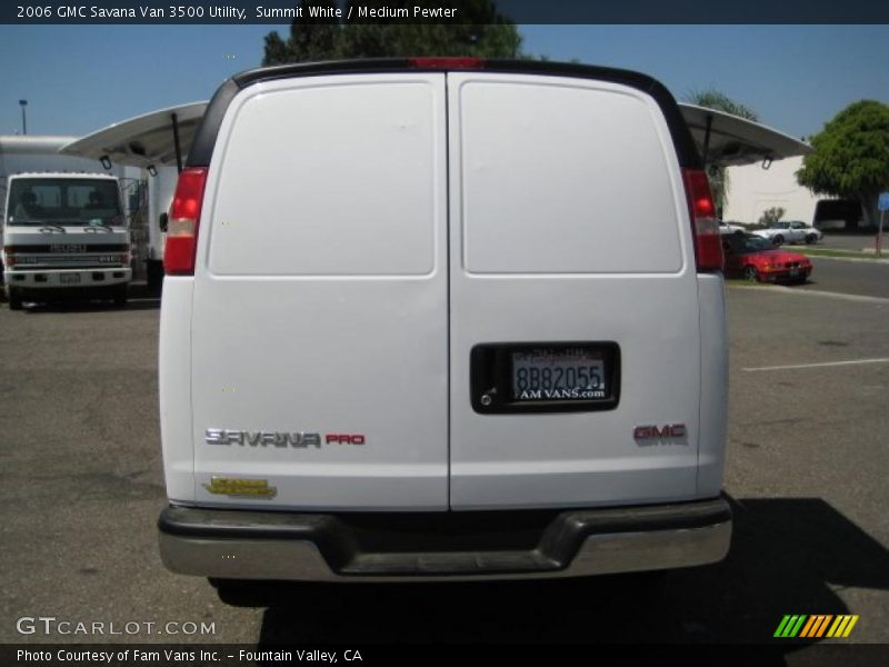 Summit White / Medium Pewter 2006 GMC Savana Van 3500 Utility