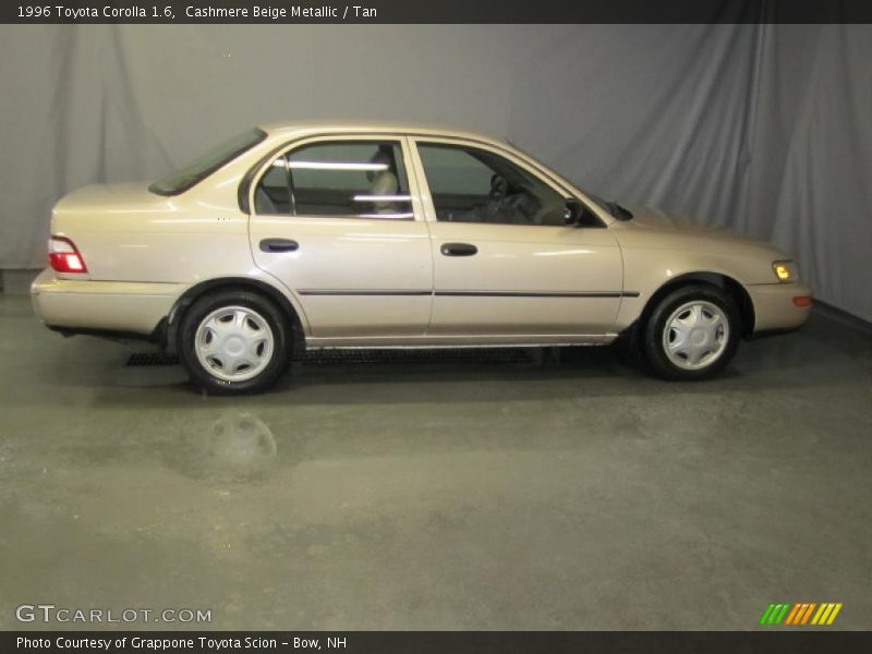 Cashmere Beige Metallic / Tan 1996 Toyota Corolla 1.6