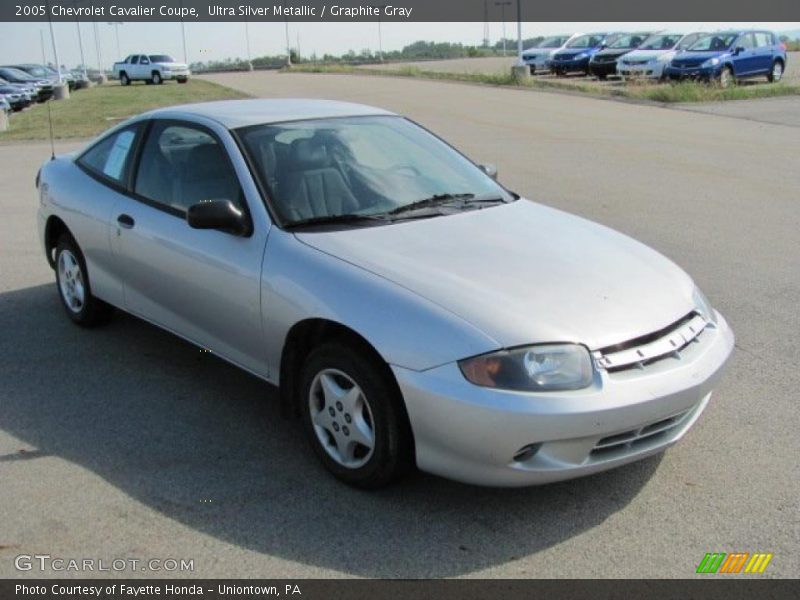 Ultra Silver Metallic / Graphite Gray 2005 Chevrolet Cavalier Coupe