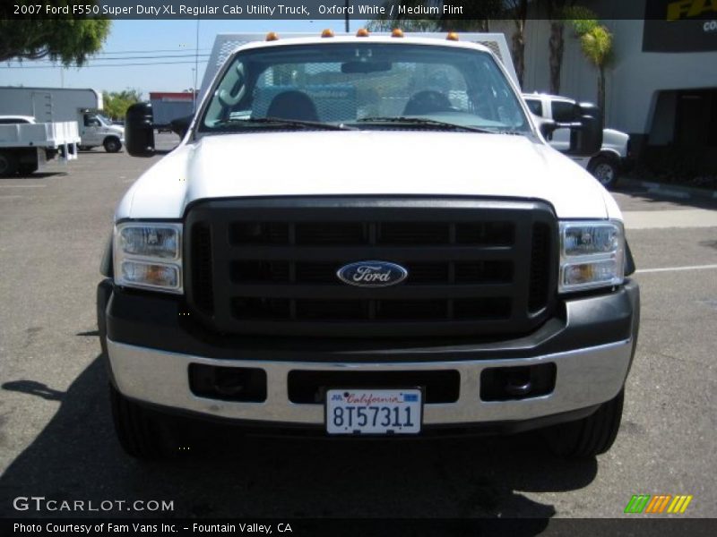 Oxford White / Medium Flint 2007 Ford F550 Super Duty XL Regular Cab Utility Truck