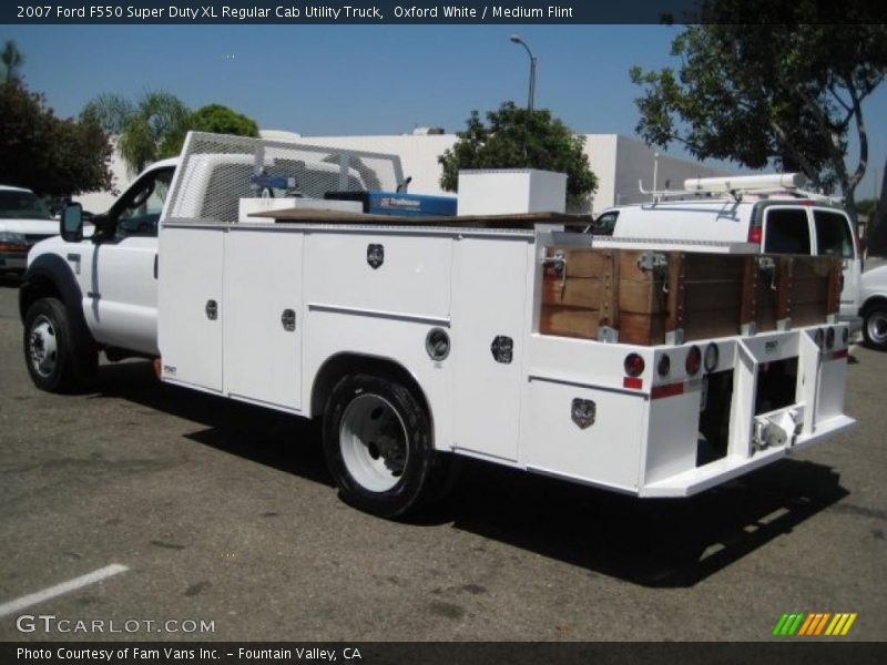 Oxford White / Medium Flint 2007 Ford F550 Super Duty XL Regular Cab Utility Truck