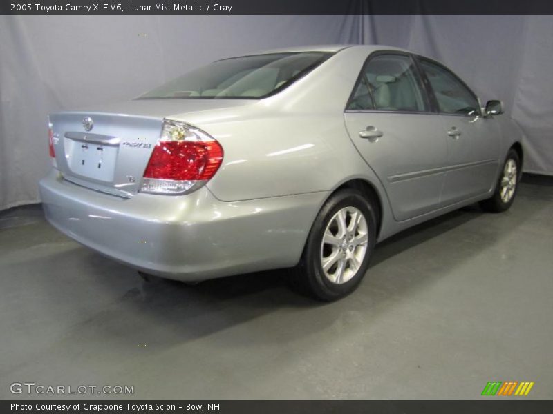 Lunar Mist Metallic / Gray 2005 Toyota Camry XLE V6
