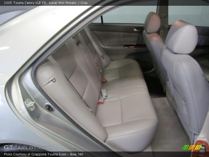 Lunar Mist Metallic / Gray 2005 Toyota Camry XLE V6