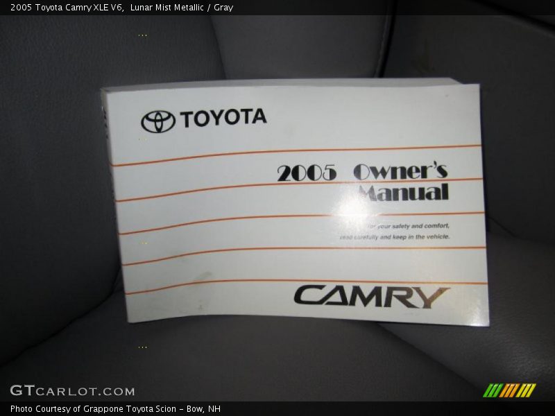 Lunar Mist Metallic / Gray 2005 Toyota Camry XLE V6