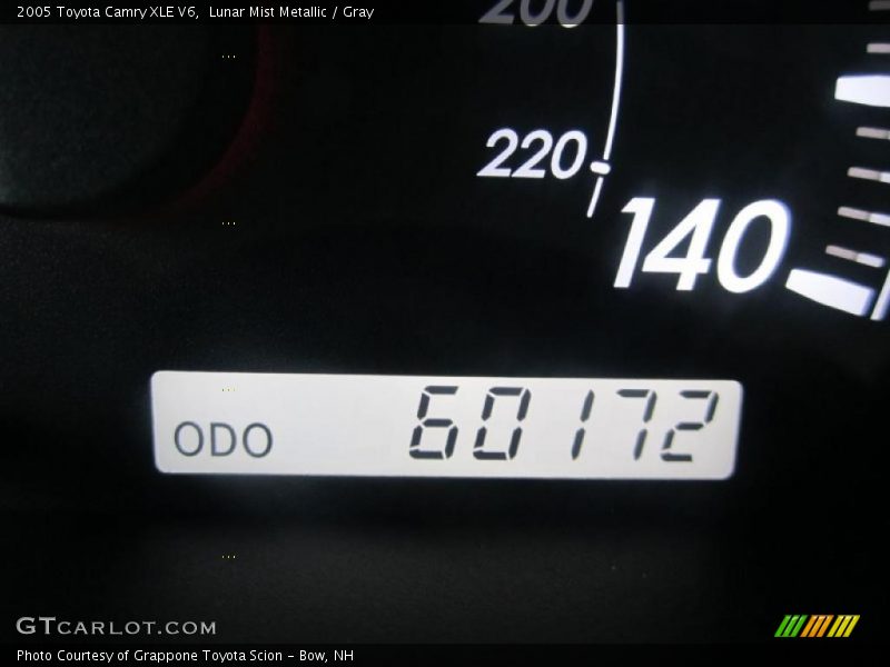 Lunar Mist Metallic / Gray 2005 Toyota Camry XLE V6