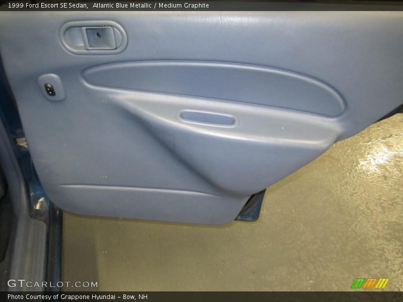 Atlantic Blue Metallic / Medium Graphite 1999 Ford Escort SE Sedan