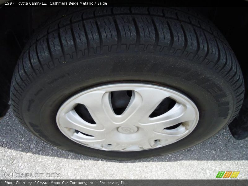 Cashmere Beige Metallic / Beige 1997 Toyota Camry LE