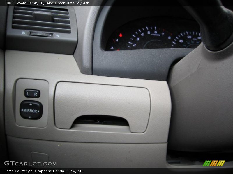 Aloe Green Metallic / Ash 2009 Toyota Camry LE