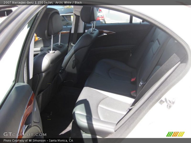 Arctic White / Black 2007 Mercedes-Benz E 350 Sedan