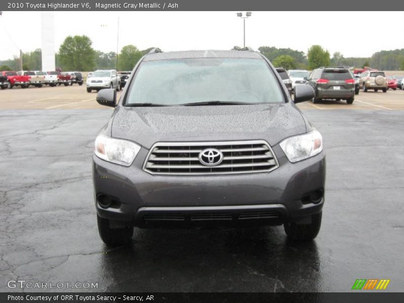 Magnetic Gray Metallic / Ash 2010 Toyota Highlander V6