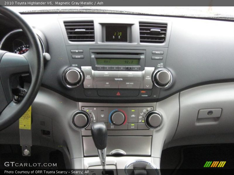 Magnetic Gray Metallic / Ash 2010 Toyota Highlander V6