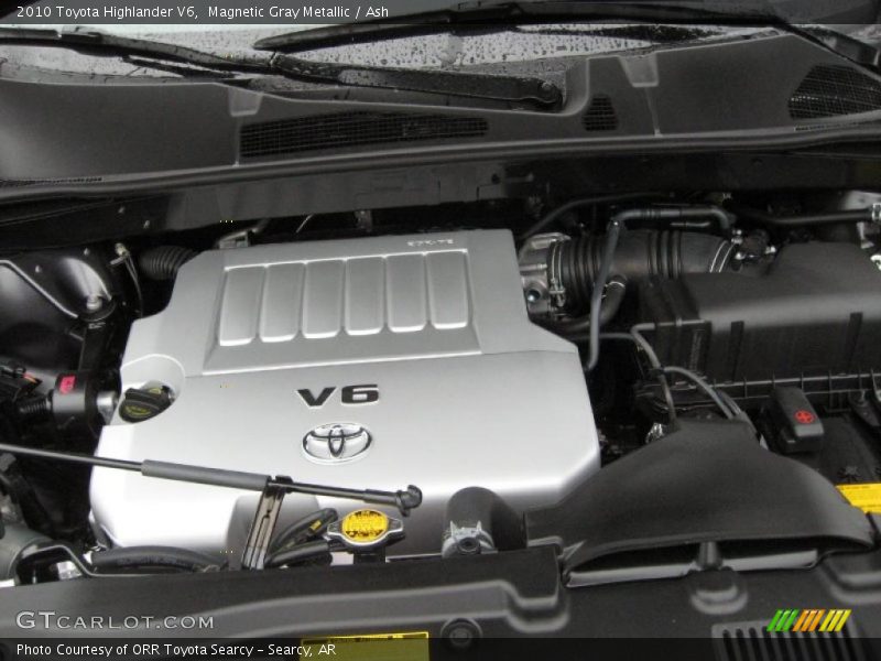 Magnetic Gray Metallic / Ash 2010 Toyota Highlander V6